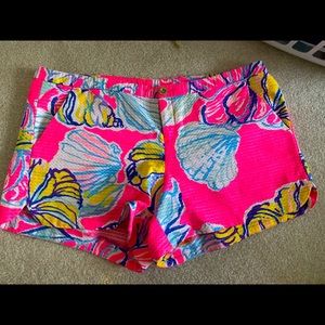 BRIGHT PINK LILLY PULITZER SHORTS